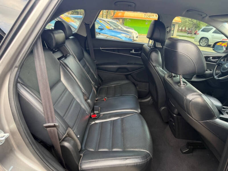 2017 Kia Sorento L