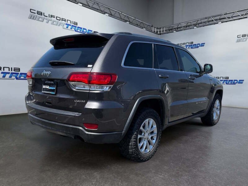 2021 Jeep Grand Cherokee Laredo E