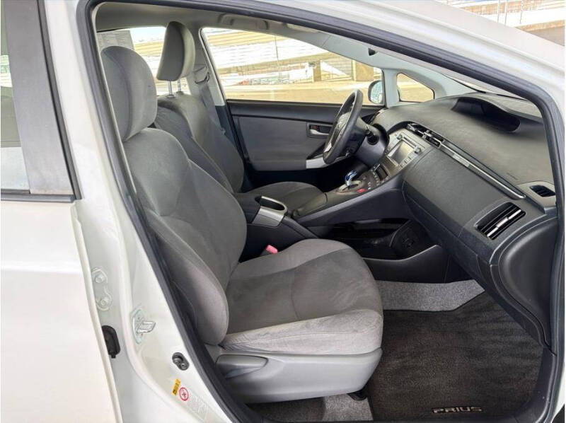 2012 Toyota Prius Two