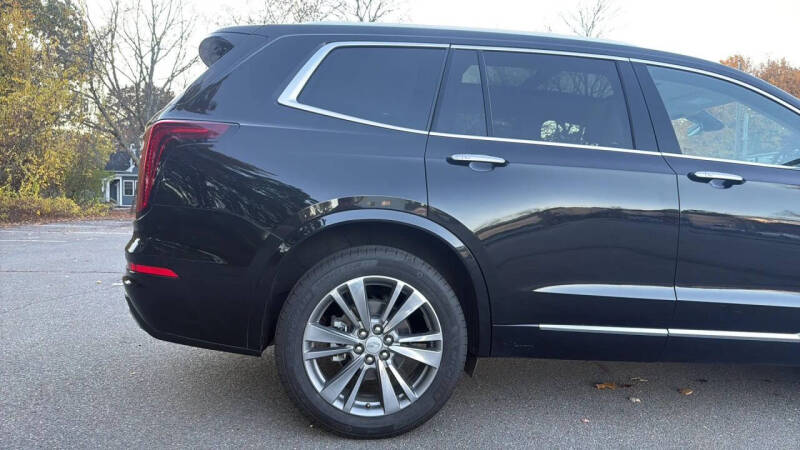 2025 Cadillac XT6 Premium Luxury