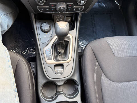 2015 Jeep Cherokee Altitude