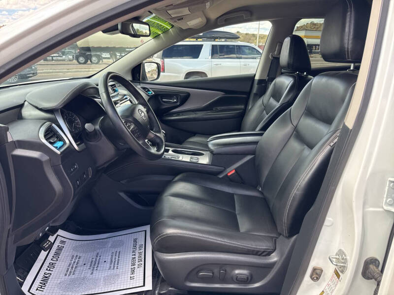 2023 Nissan Murano SV