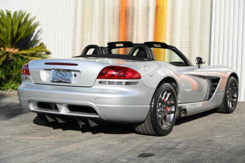 2004 Dodge Viper SRT-10
