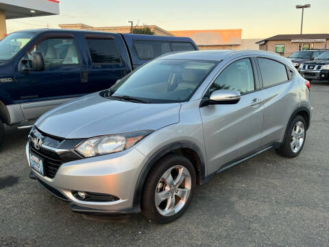 2016 Honda HR-V for sale at Deruelle's Auto Sales in Shingle Springs CA