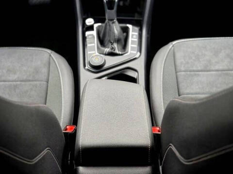 2024 Volkswagen Taos SE 4Motion