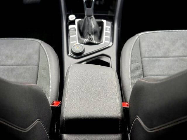 2024 Volkswagen Taos SE 4Motion