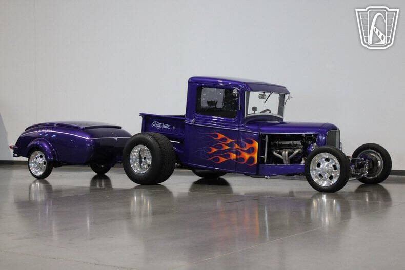1933 Ford F-100