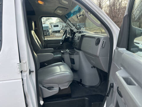 2010 Ford E-Series E-150