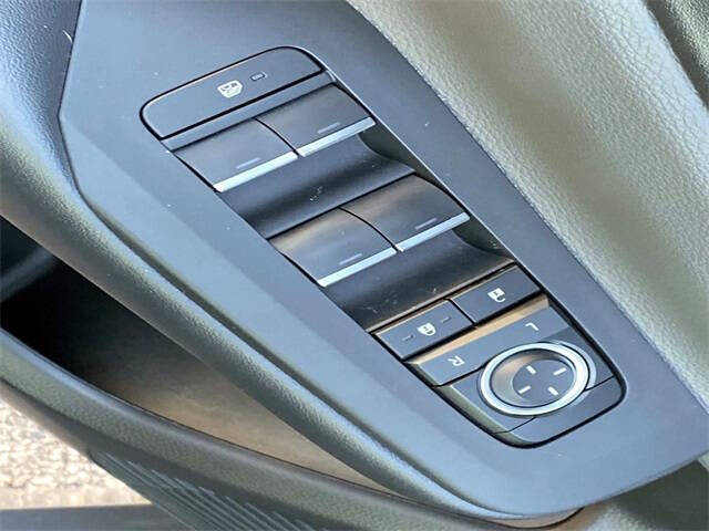 2024 Toyota Prius Limited