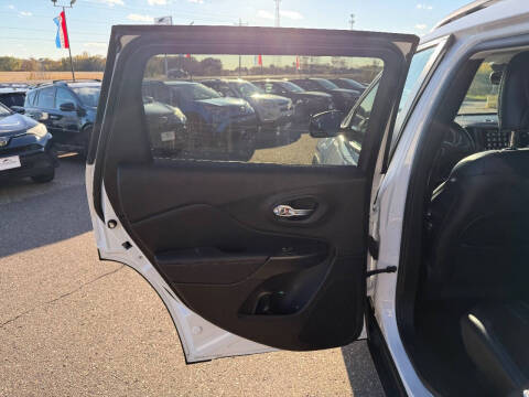 2020 Jeep Cherokee Trailhawk