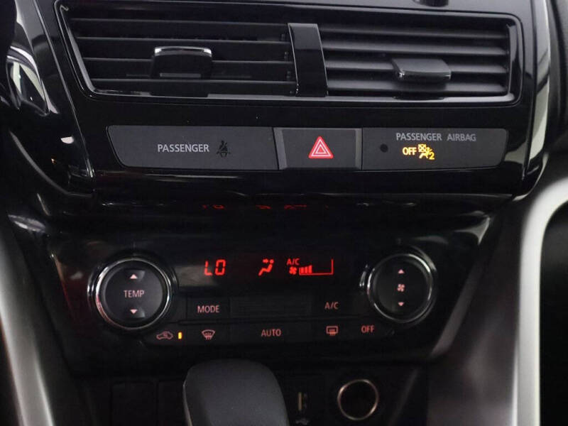 2023 Mitsubishi Eclipse Cross LE