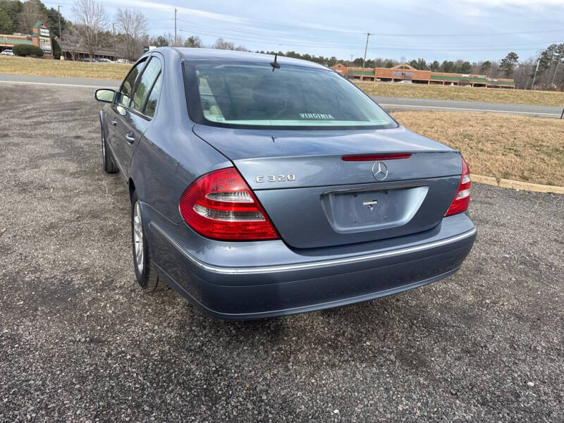 2005 Mercedes-Benz E-Class E 320