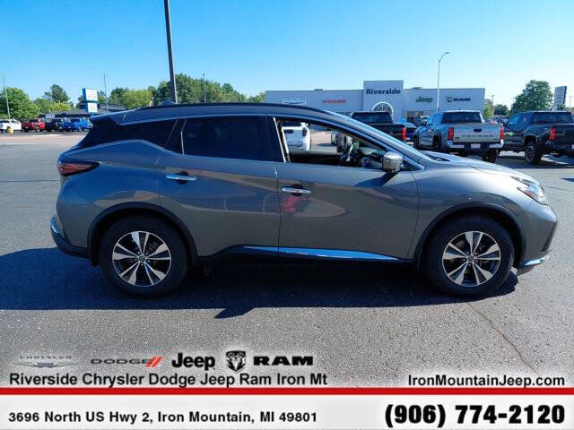 2020 Nissan Murano SV