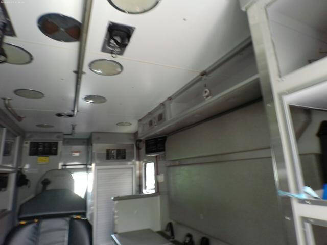 2015 Freightliner M2 106