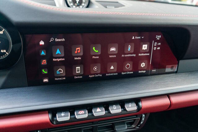 2024 Porsche 911 Carrera 4 GTS