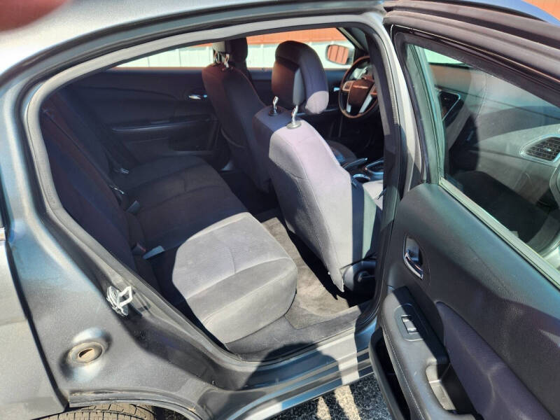 2013 Chrysler 200 Touring