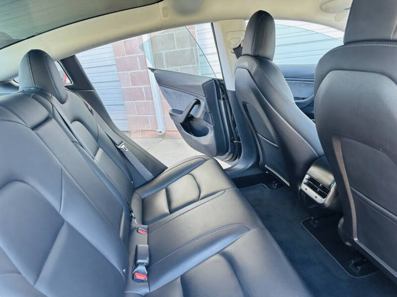 2018 Tesla Model 3 Mid Range