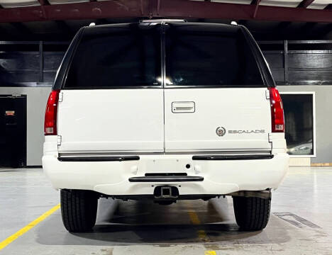 2000 Cadillac Escalade