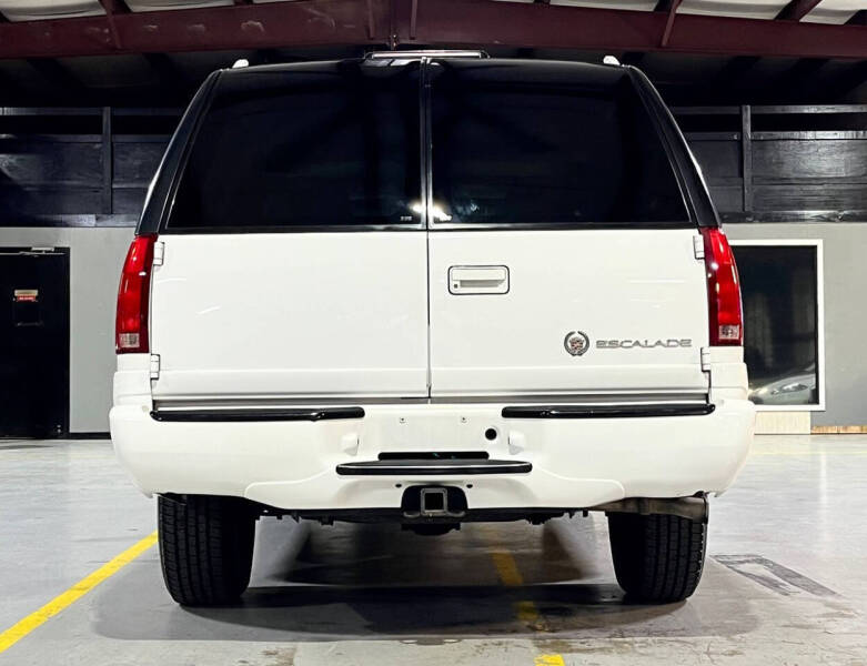 2000 Cadillac Escalade