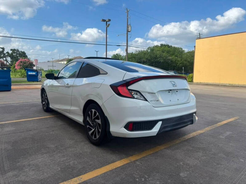 2017 Honda Civic LX-P