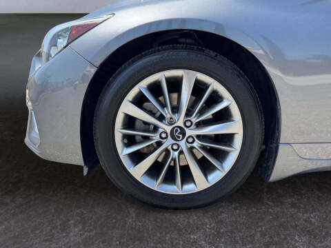 2022 Infiniti Q50 Luxe