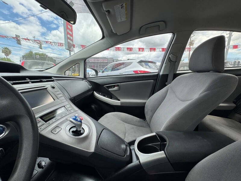 2015 Toyota Prius Two