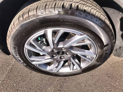 2024 Lincoln Corsair Premiere