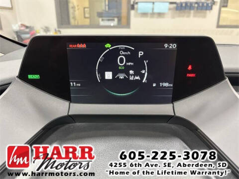 2025 Toyota Prius XLE