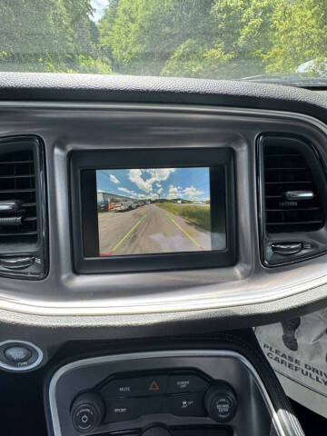 2021 Dodge Challenger SXT