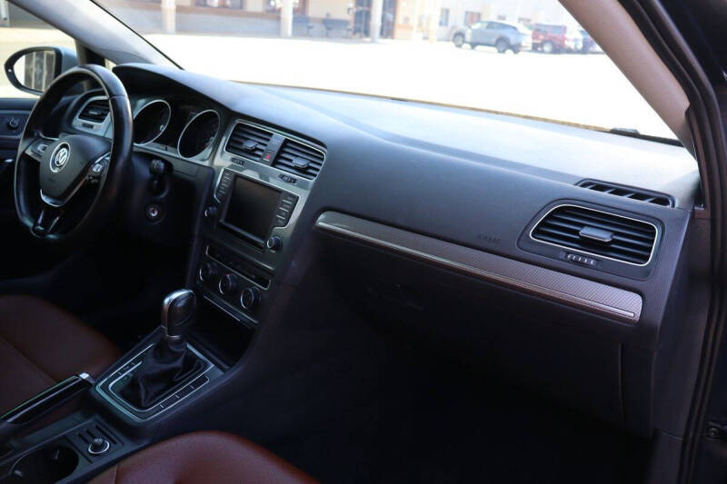 2017 Volkswagen Golf Alltrack