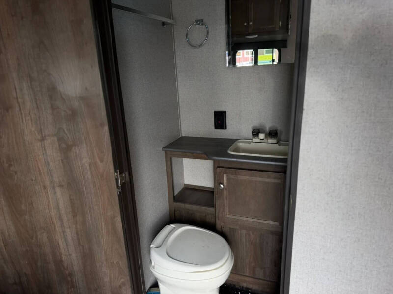 2019 Keystone RV Coleman 202rd
