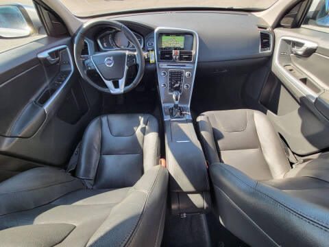 2015 Volvo XC60 T5 Drive-E Premier