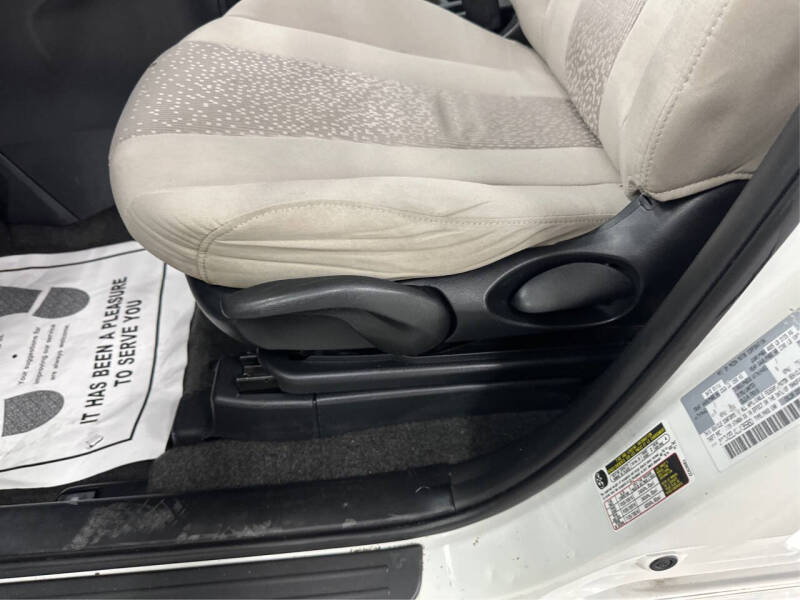 2012 Mazda MAZDA5 Sport