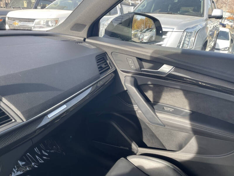 2020 Audi SQ5 3.0T quattro Premium Plus