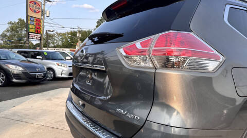 2015 Nissan Rogue SV