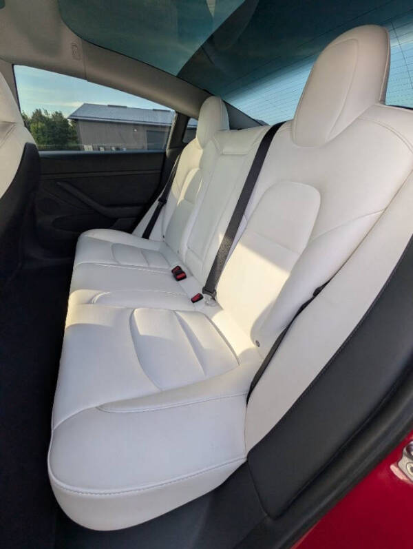 2022 Tesla Model 3 Long Range
