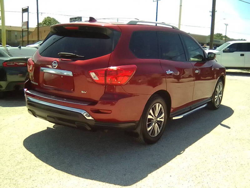 2019 Nissan Pathfinder S