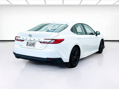 2025 Toyota Camry SE