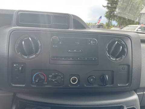 2011 Ford E-Series E-150
