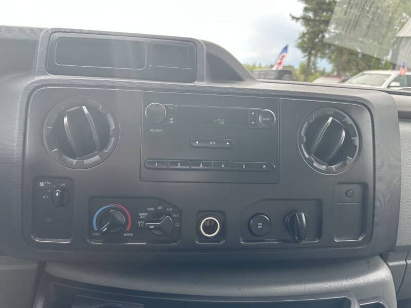 2011 Ford E-Series E-150