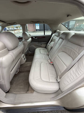 2005 Cadillac DeVille