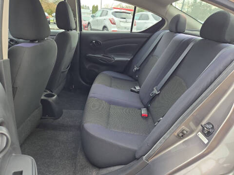 2012 Nissan Versa 1.6 S