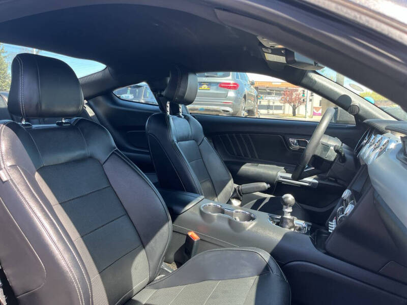 2017 Ford Mustang GT Premium