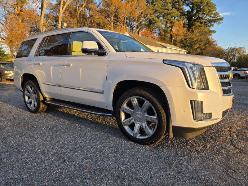 2018 Cadillac Escalade Luxury