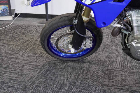 2023 Suzuki DR-Z400SM