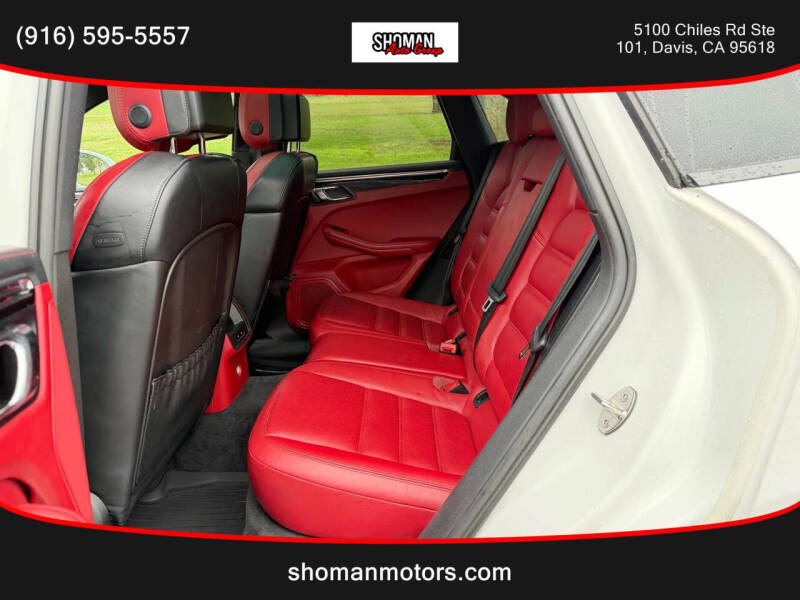 2015 Porsche Macan S