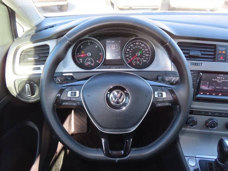 2015 Volkswagen Golf SportWagen TDI S