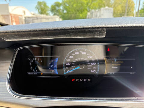2015 Ford Taurus SEL