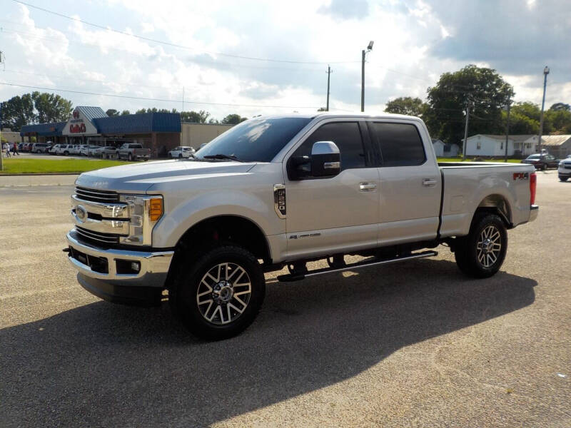 2017 Ford F-250 Super Duty for sale at Young's Motor Company Inc. in Benson NC