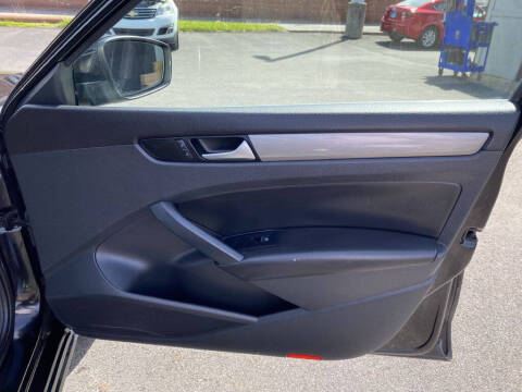 2014 Volkswagen Passat 1.8T SE PZEV